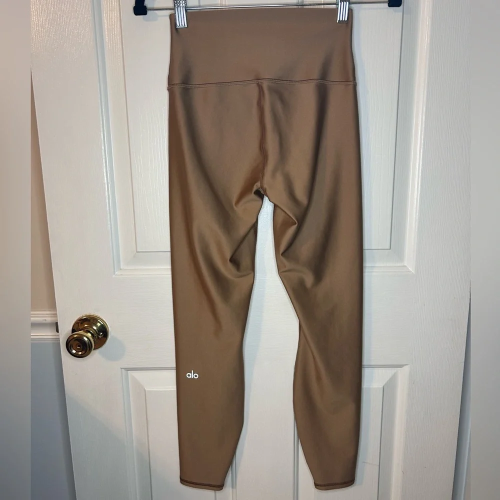 ALO Yoga Airlift Intrigue Bra (S) & 7/8 High-Waist Airlift Legging (XS) Set